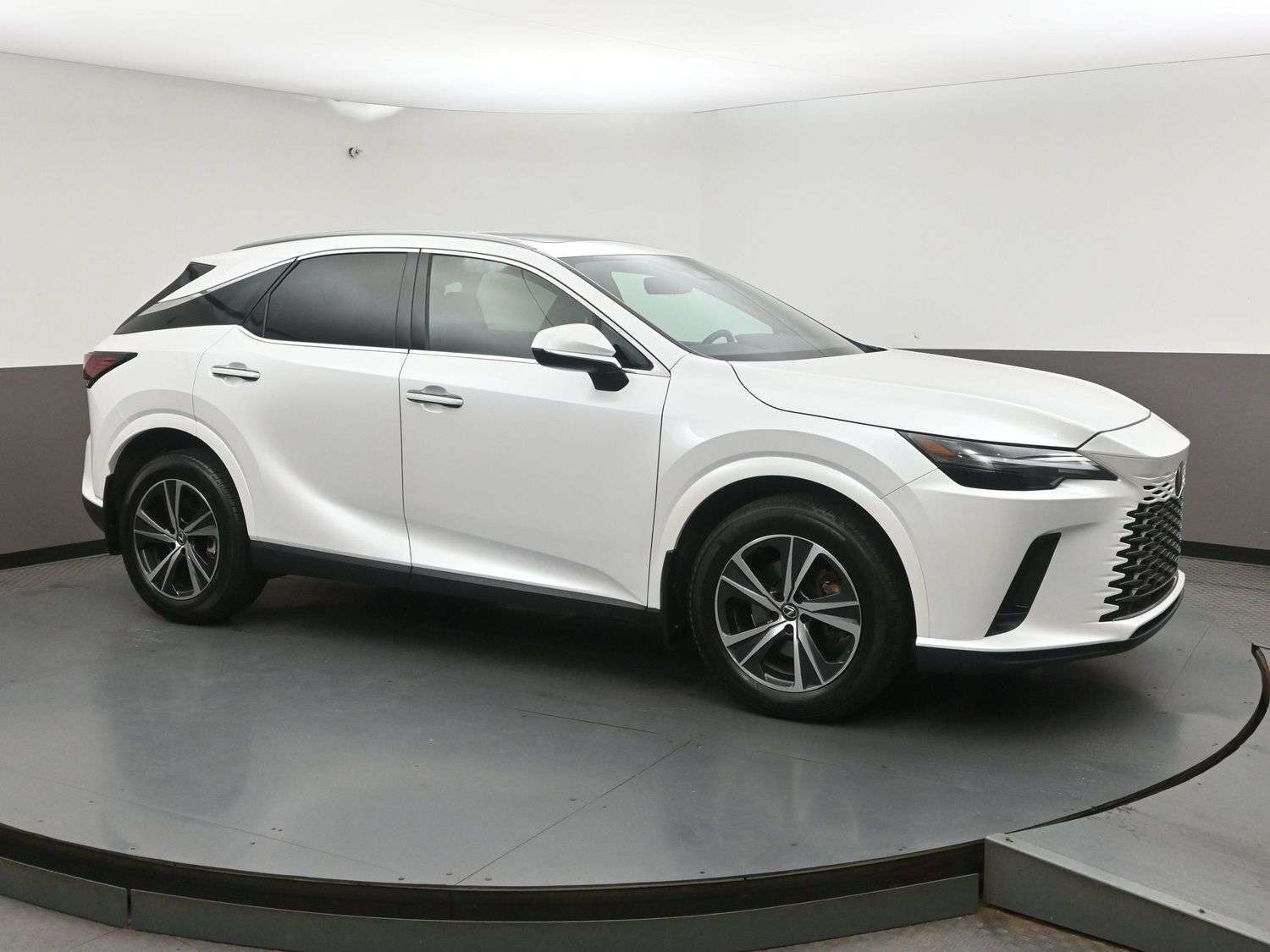 2023 Lexus RX Premium Apple CarPlay | Tri-Zone Climate Control |