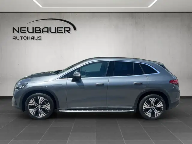 Mercedes-Benz EQE SUV EQE 350 4MATIC SUV Österreich-Edition KeyGo PTS Ansicht 4