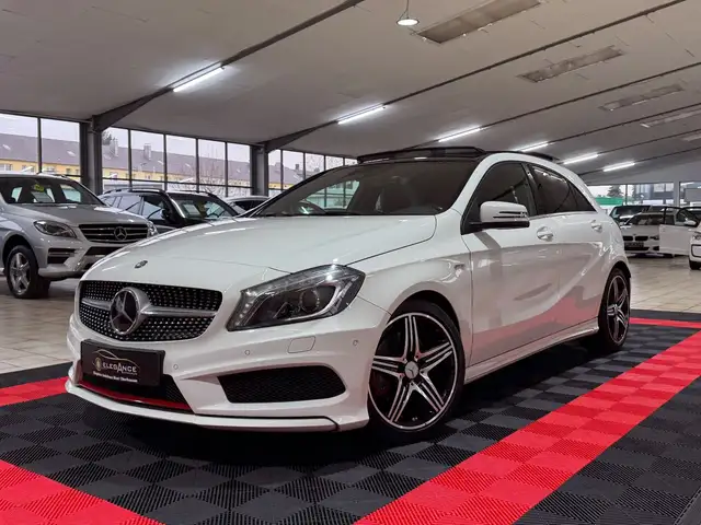 Mercedes-Benz A 250 4Matic Sport*AMG-PAKET*KAMERA*LEDER*BI-XEN