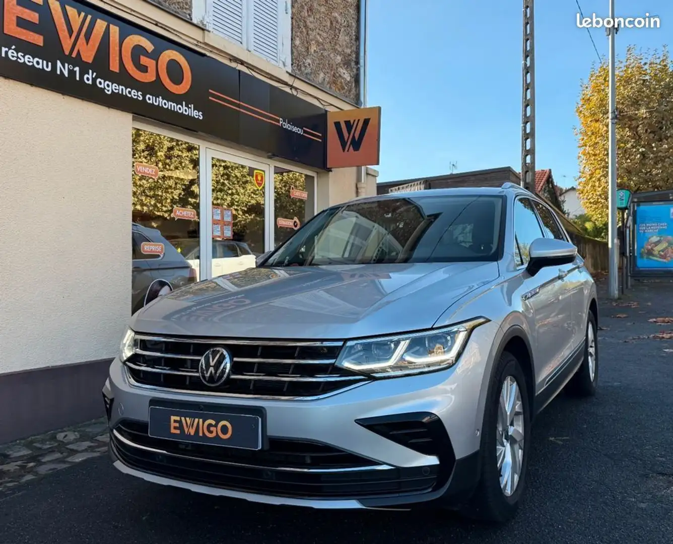 Volkswagen Tiguan 1.5 tsi 150 elegance dsg harman kardon camera 360 toit ouvrant panoramique Gris - 1