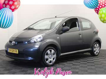 1.0-12V *Pasen Geopend!*