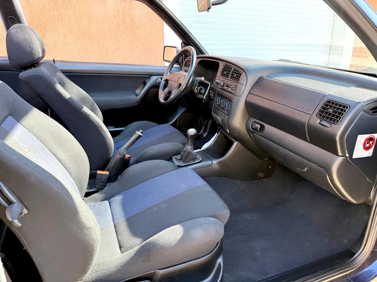 Volkswagen Golf III Cabriolet 1.8 90ch, foto 6