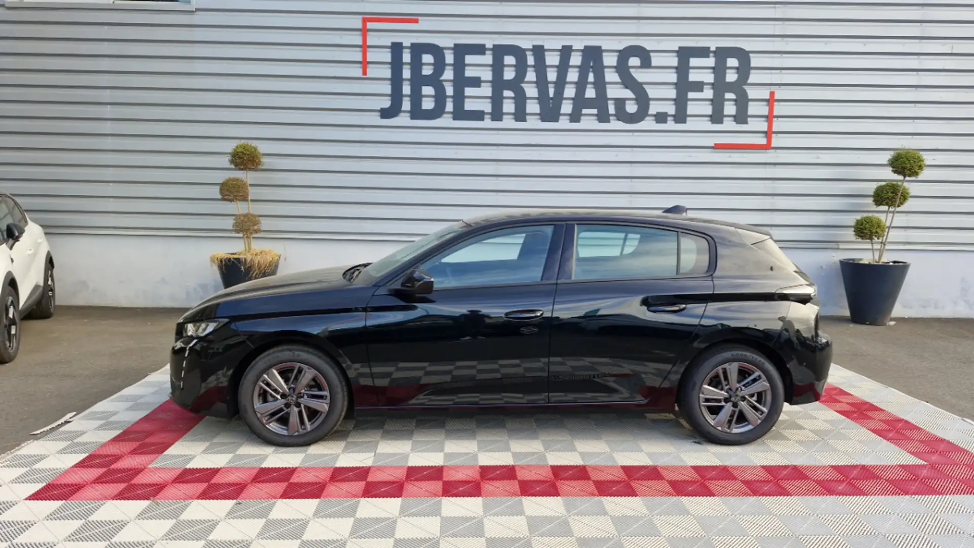 Peugeot 308 PURETECH 130CH SS EAT8 ACTIVE PACK Noir - 1