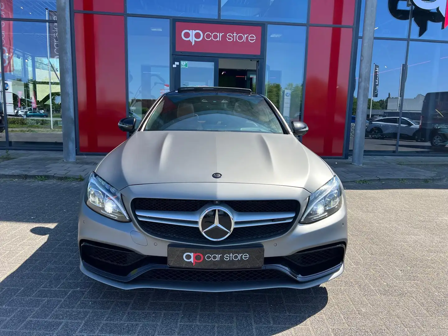 Mercedes-Benz C 63 AMG Zwart - 2