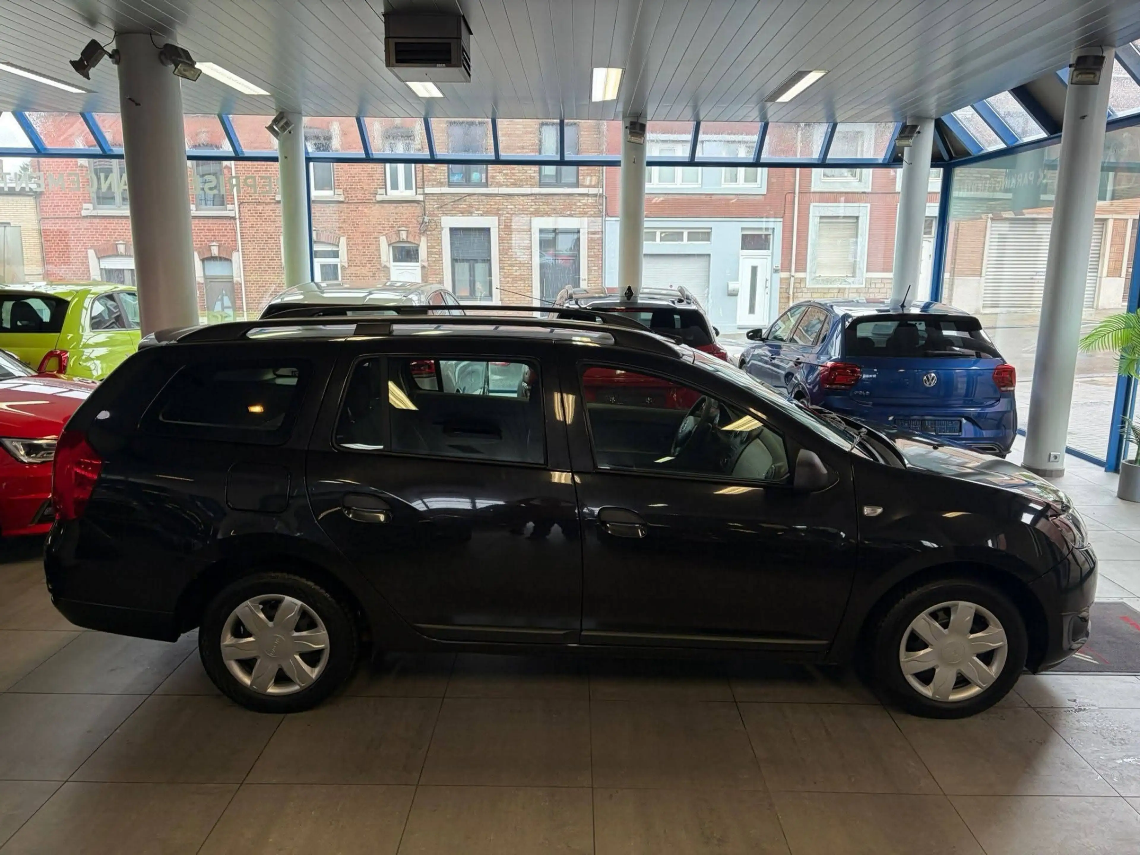 Dacia Logan GARANTIE/BELLE ETAT/DISPONIBLE DIRECTEMENT — photo 13