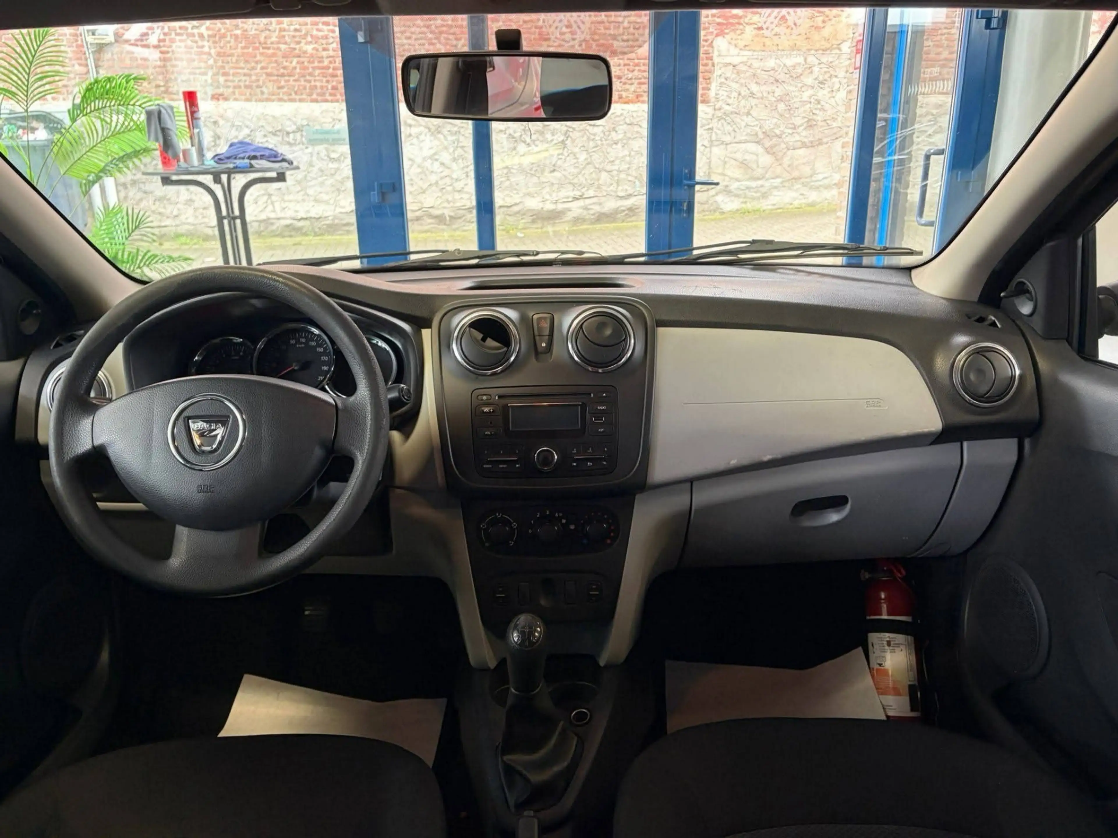 Dacia Logan GARANTIE/BELLE ETAT/DISPONIBLE DIRECTEMENT — photo 5