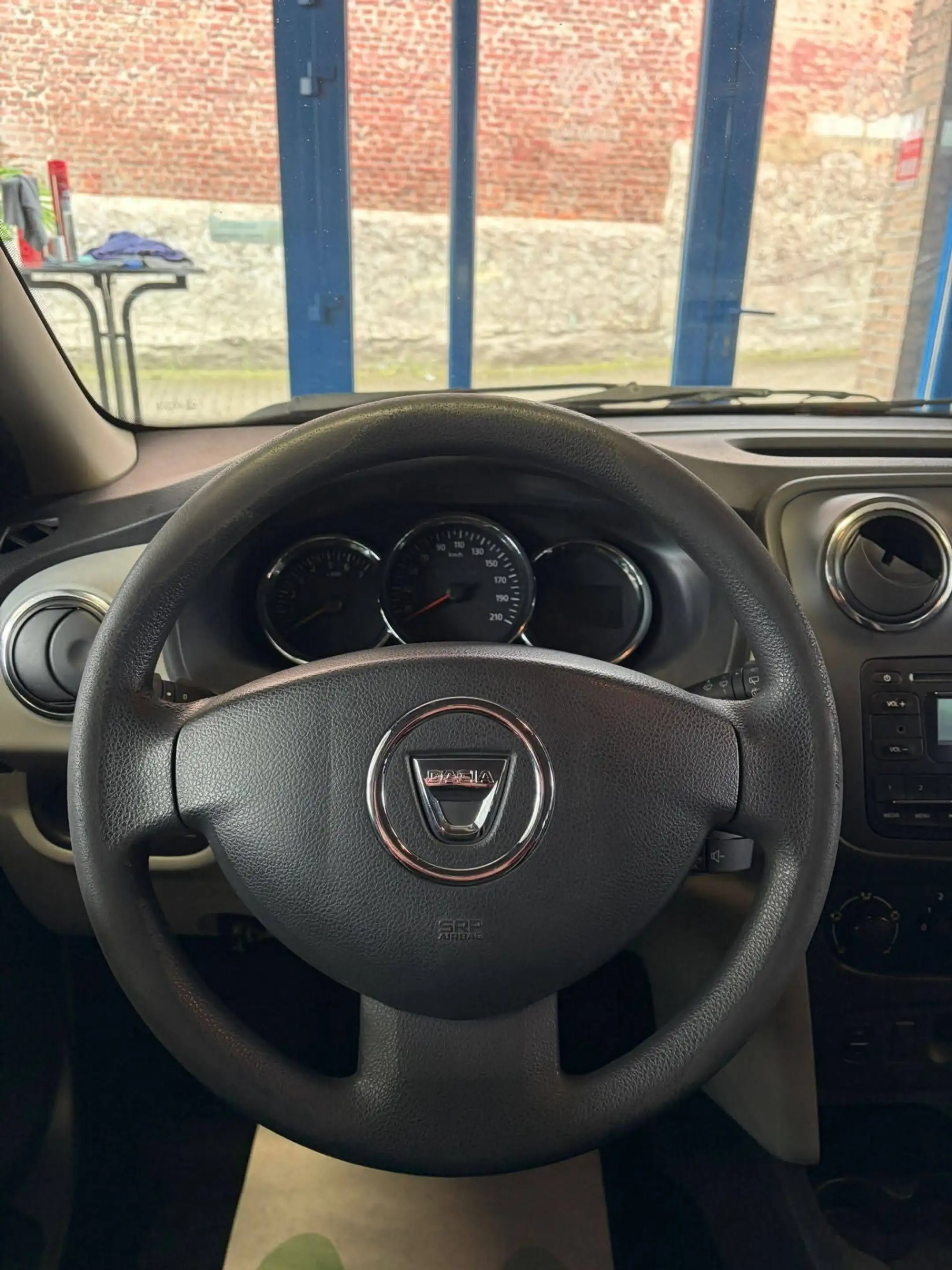 Dacia Logan GARANTIE/BELLE ETAT/DISPONIBLE DIRECTEMENT — photo 11