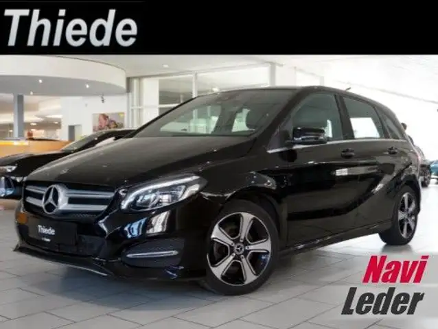 Mercedes-Benz B 200 URBAN NAVI/LED/SHZ/PDC/TEMP./LEDER/KLIMA