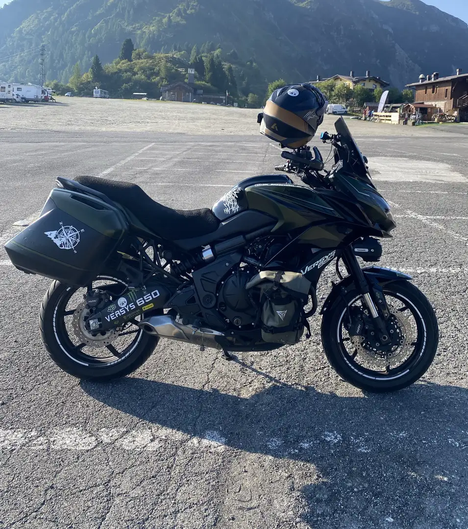 Kawasaki Versys 650 Grand tourer - 1