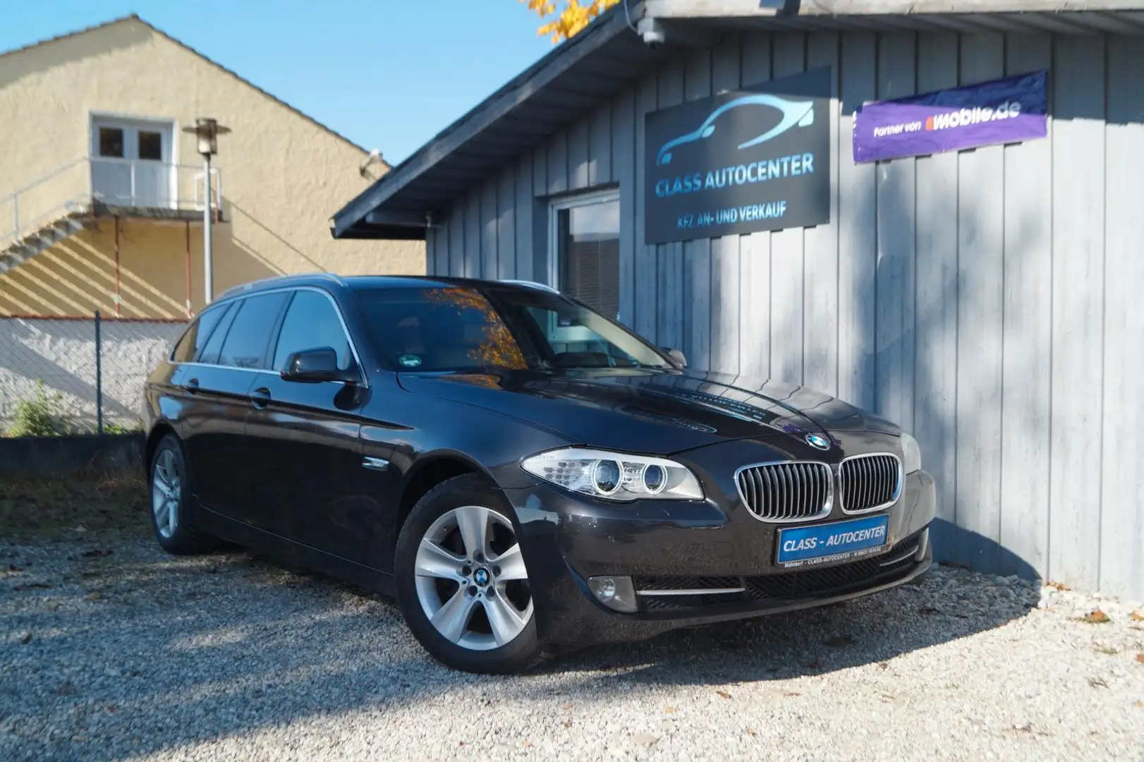 BMW 530 d xDrive Touring|Navi|AHK|Tempomat| Gris - 1