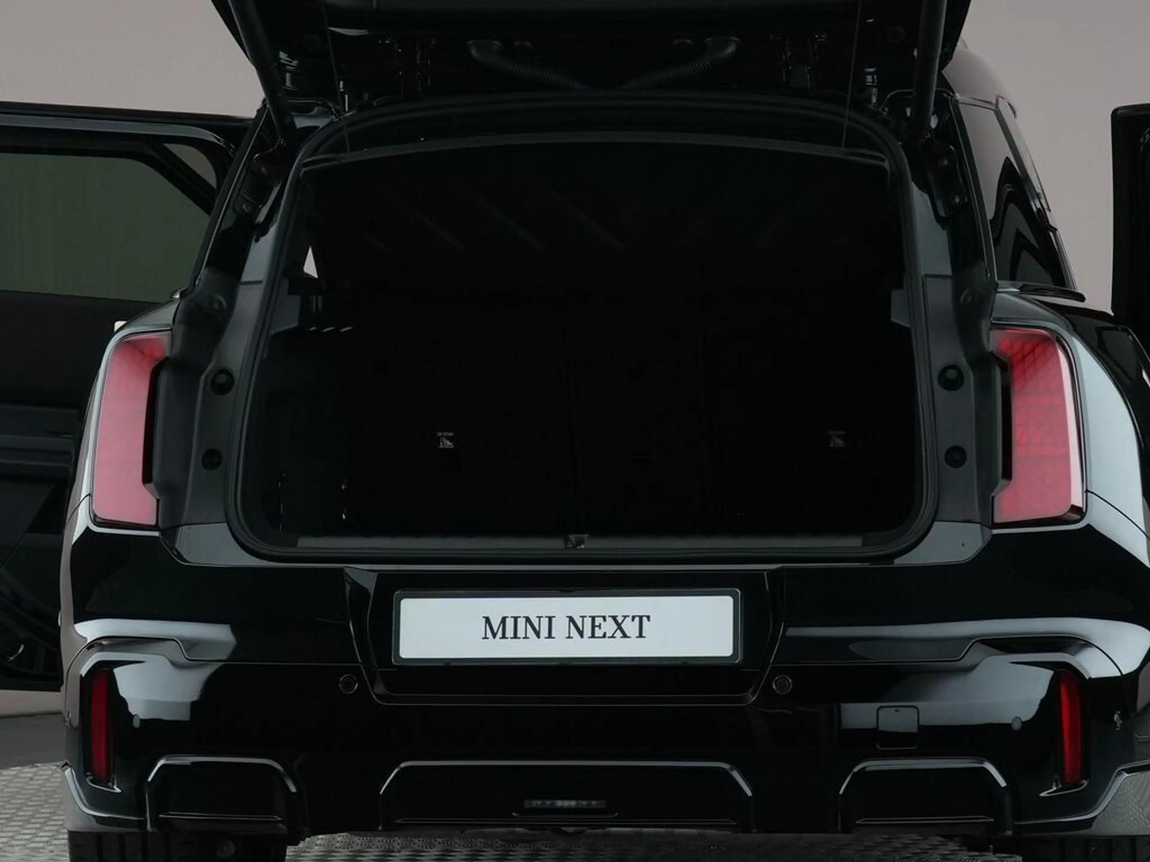 MINI John Cooper Works Countryman S ALL4 L — photo 12