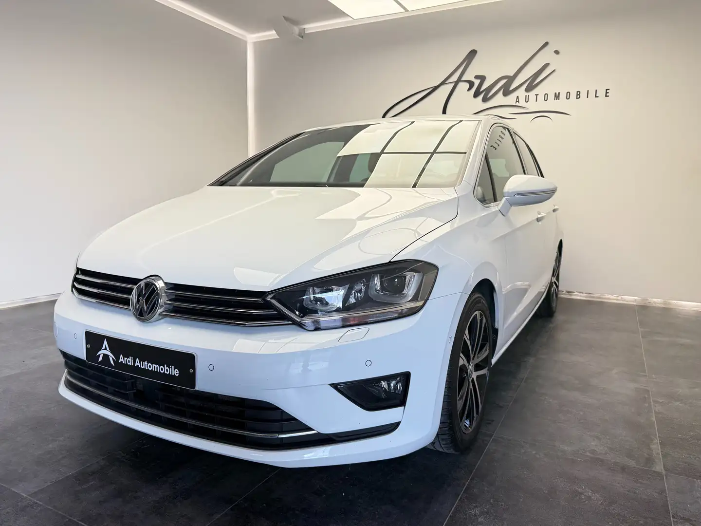 Volkswagen Golf Sportsvan 1.4 TSI*SIEGES CHAUFF*LED*GPS*1ER PROP*GARANTIE* Wit - 1