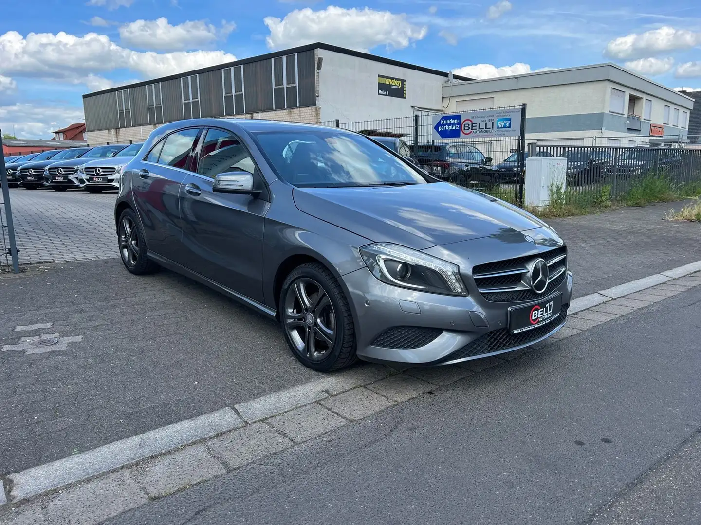 Mercedes-Benz A 180 CDI 2Style 7G-DCT Bi-Xenon FINANZIERUNG Gris - 2
