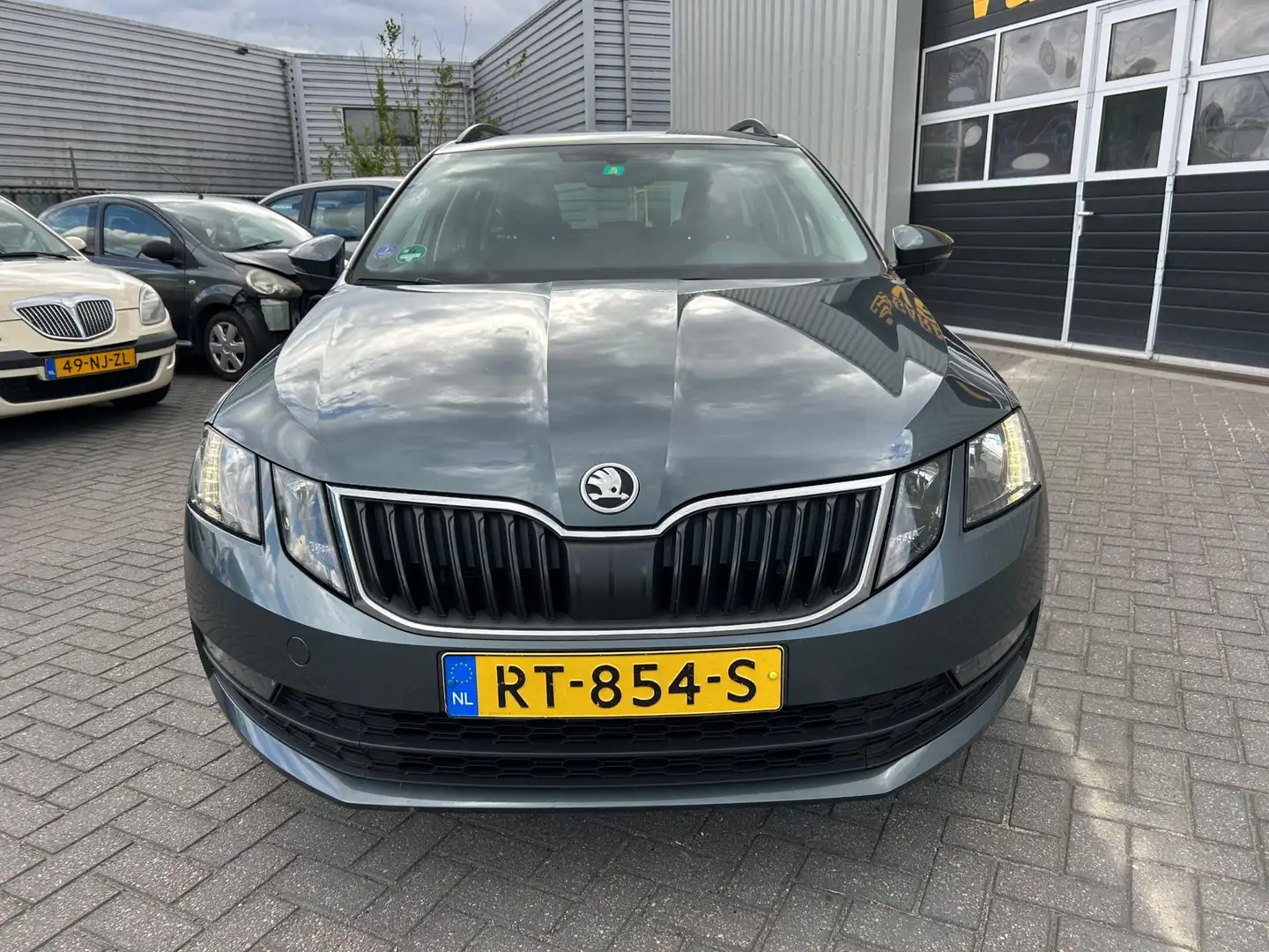 Skoda Octavia Combi 1.5 TSI Greentech Ambition Business | NAVI | Grijs - 2