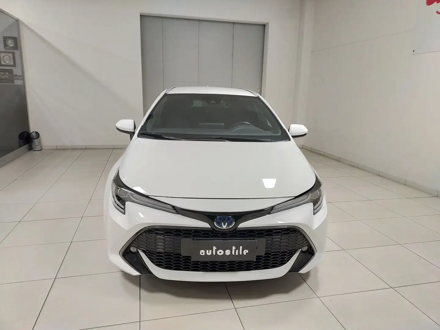Toyota Corolla Corolla Touring Sports 1.8 Hybrid Style CVT Blanc - 2