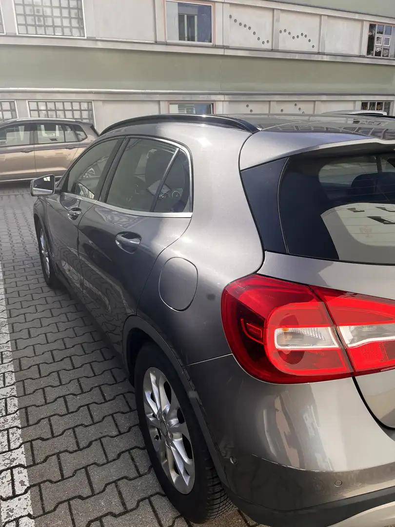 Mercedes-Benz GLA 200 (CDI) d 7G-DCT - 1