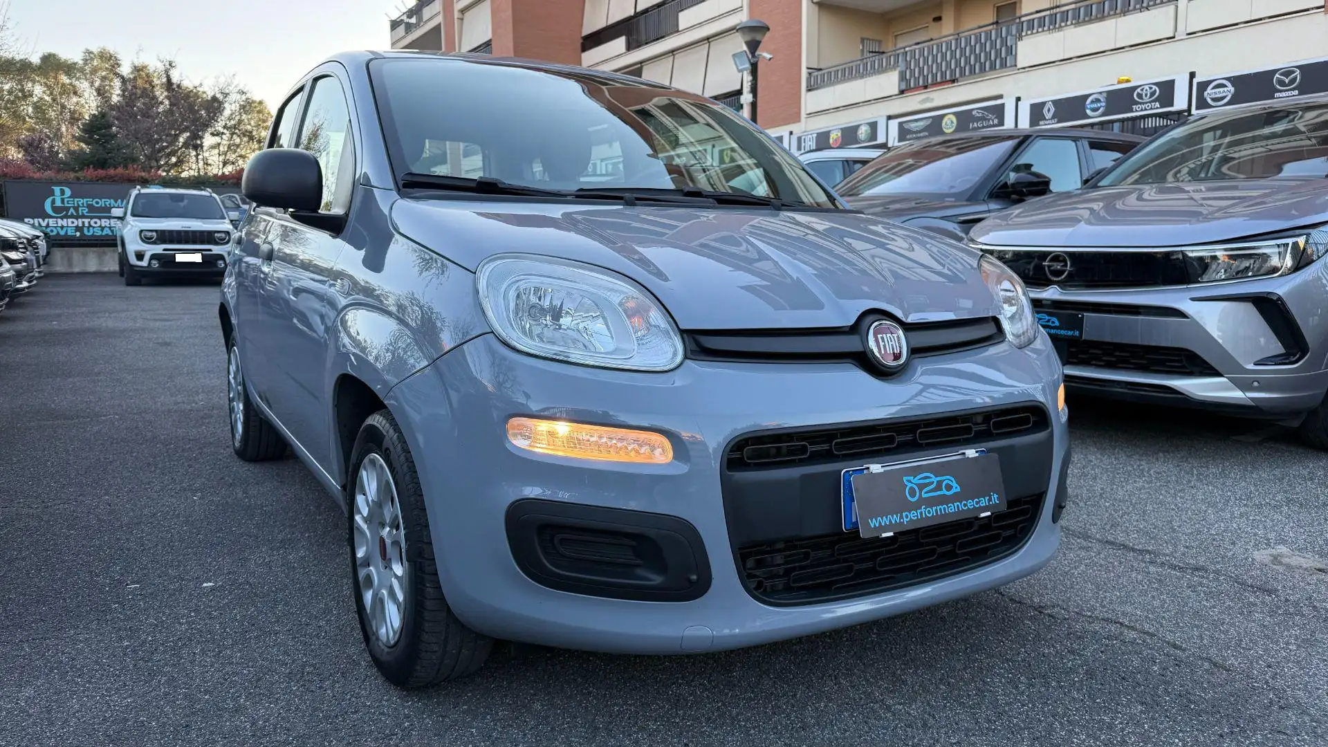 Fiat Panda 1.2 69CV GPL E6 EASY *24 M.G.*USB* Grau - 2