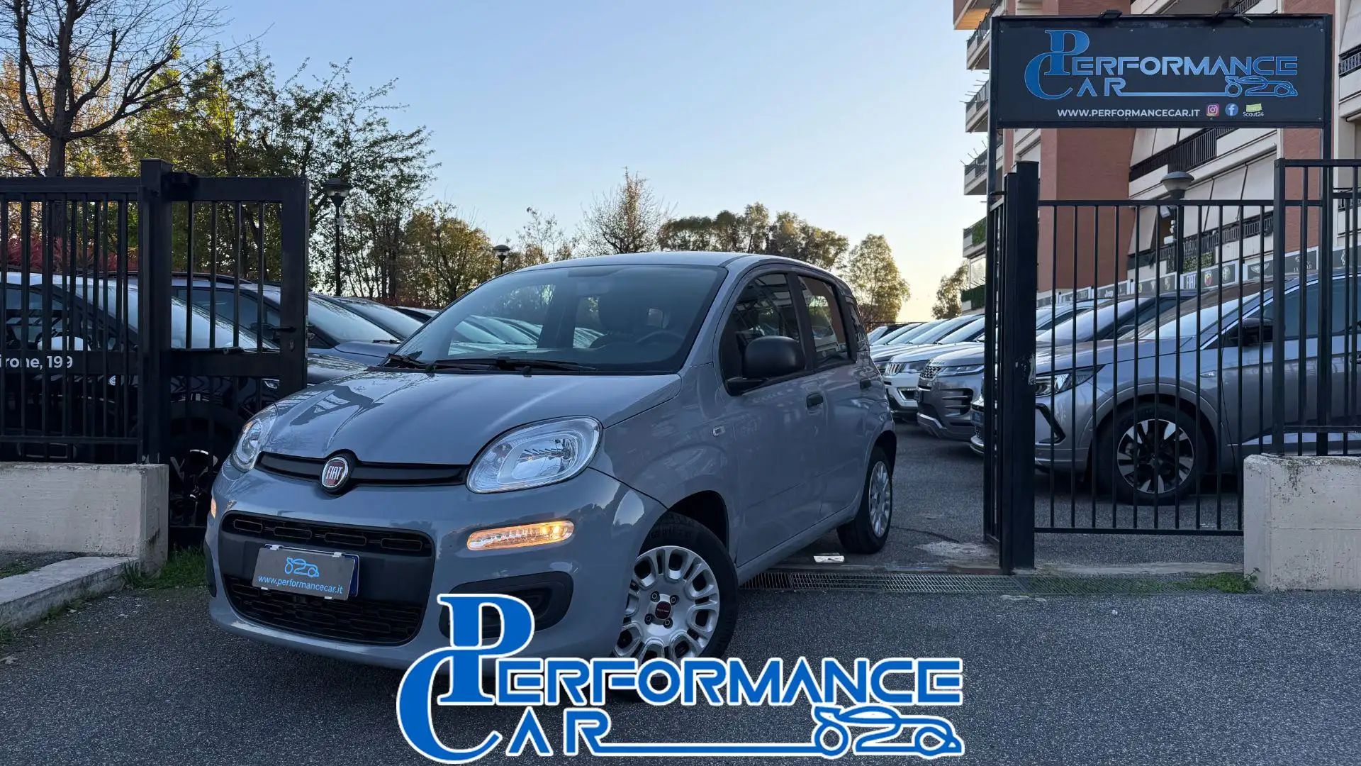 Fiat Panda 1.2 69CV GPL E6 EASY *24 M.G.*USB* Grau - 1