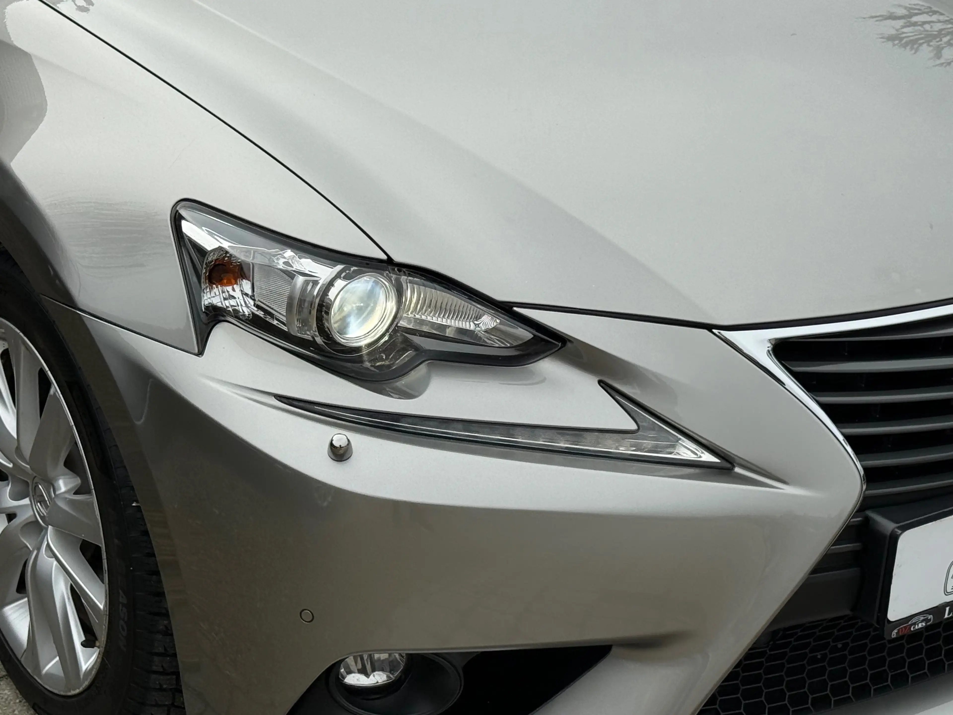 Lexus IS 300 IS 300h 2.5i Executive Line E-CVT — photo 8