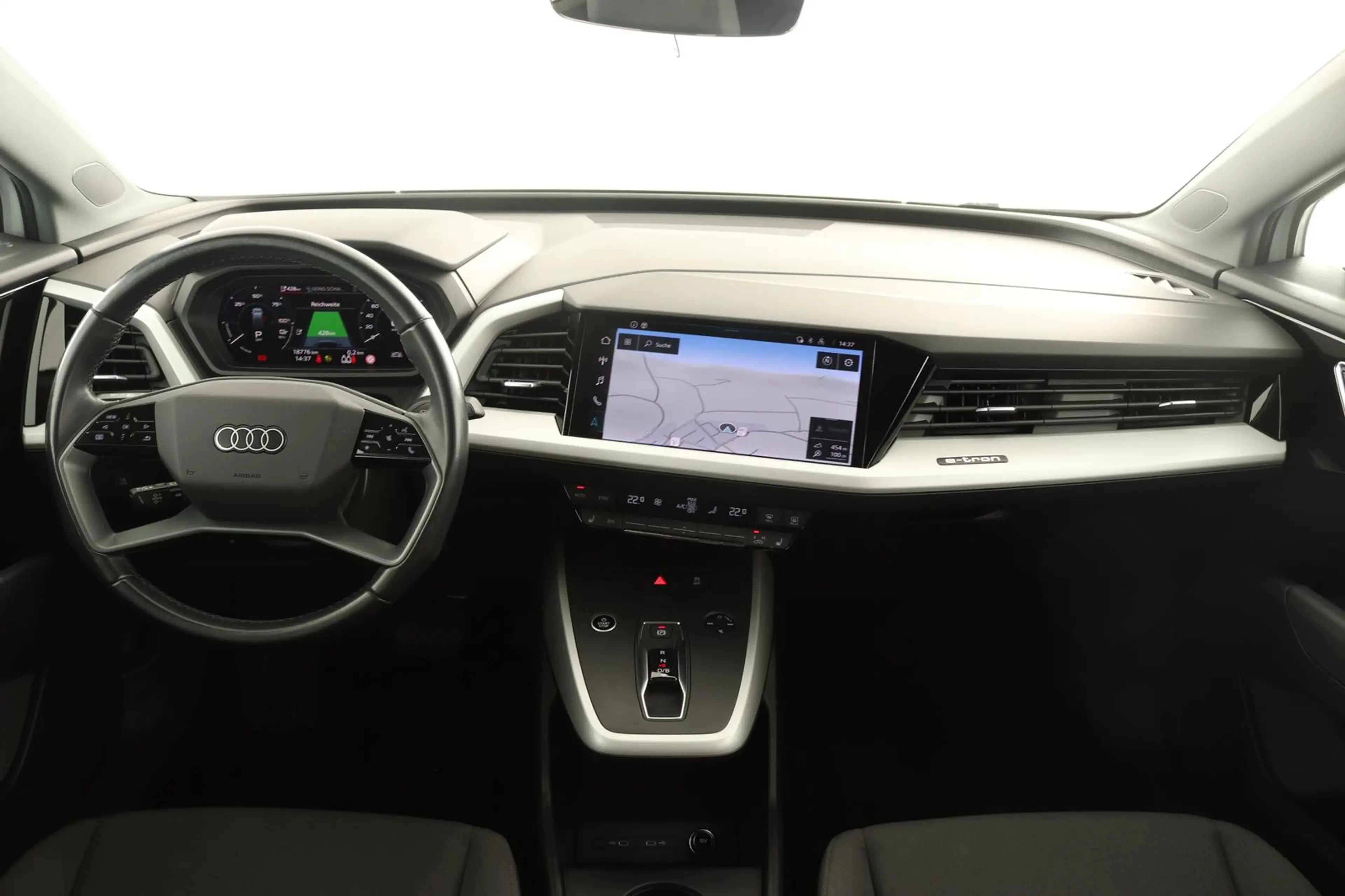 Audi Q4 e-tron 40 LED VIRTUAL NAVI STANDKLIMA TEMPOMAT DAB PDC KL — photo 12
