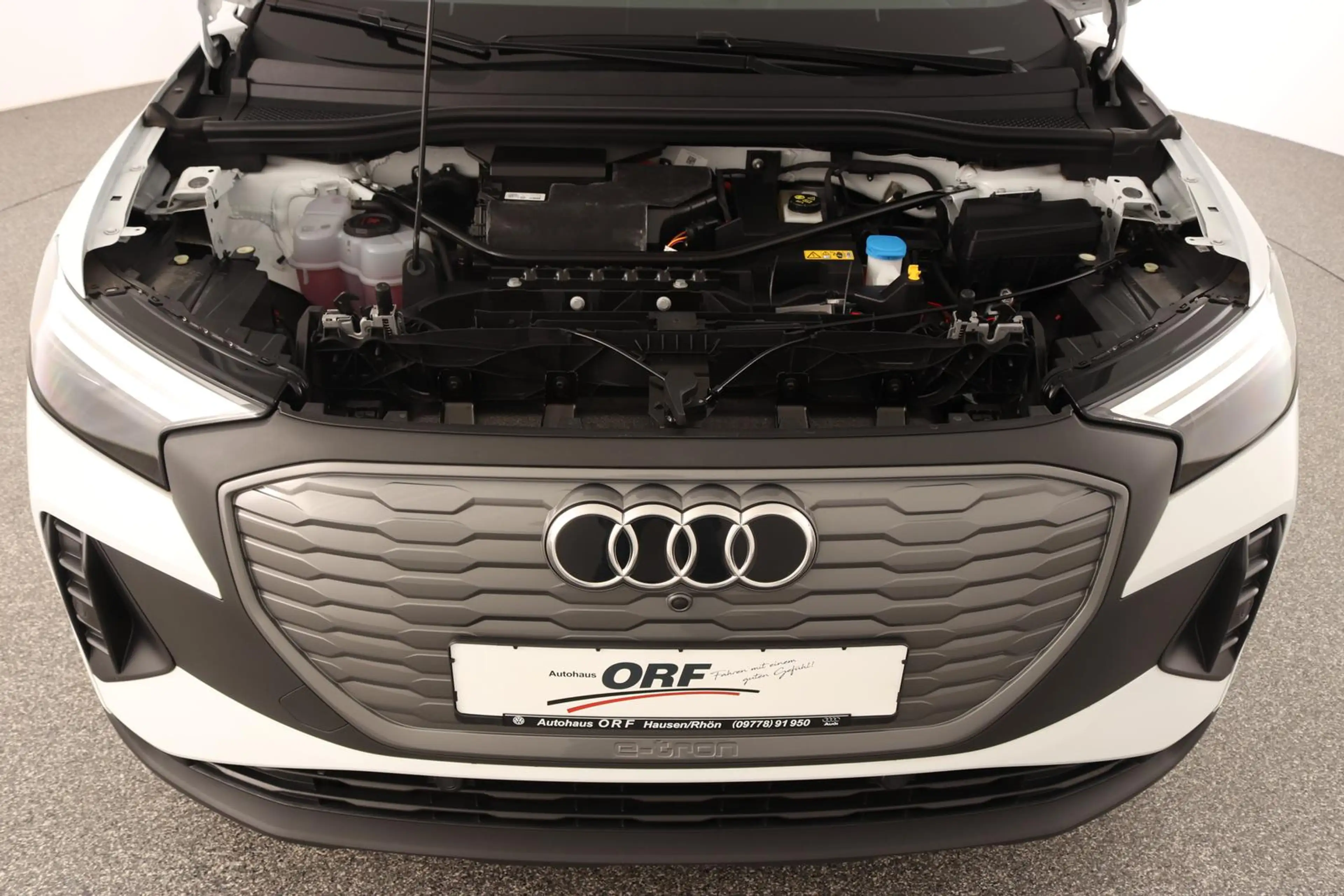 Audi Q4 e-tron 40 LED VIRTUAL NAVI STANDKLIMA TEMPOMAT DAB PDC KL — photo 8