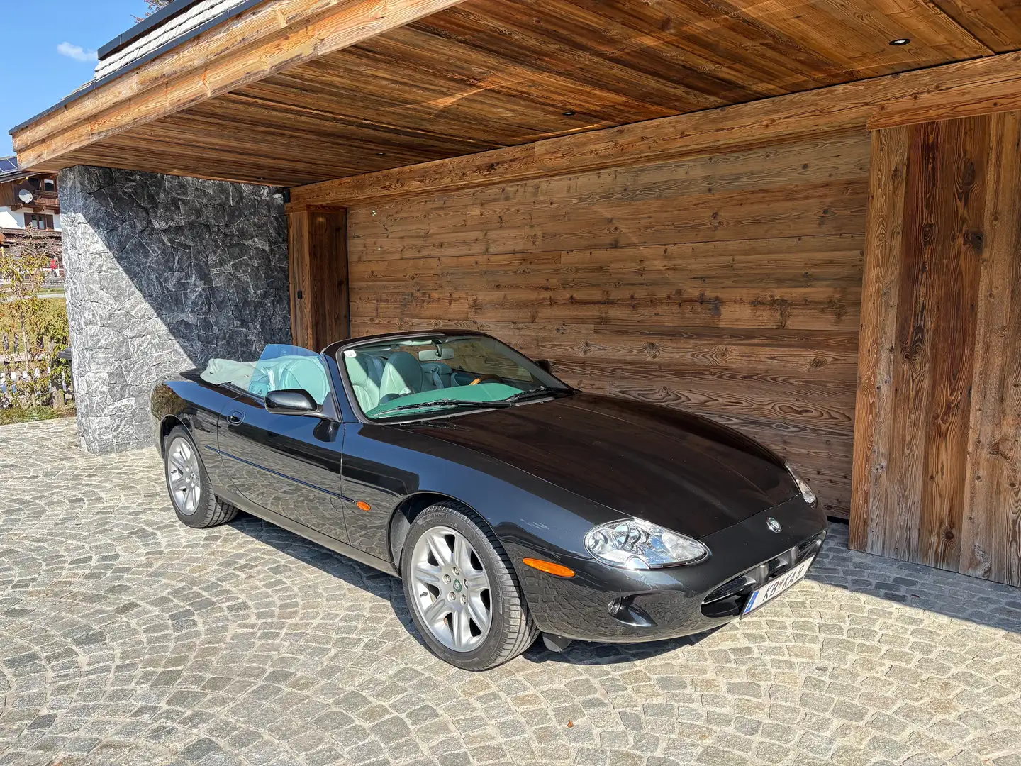 Jaguar XK8 XK8 Cabrio Schwarz - 1
