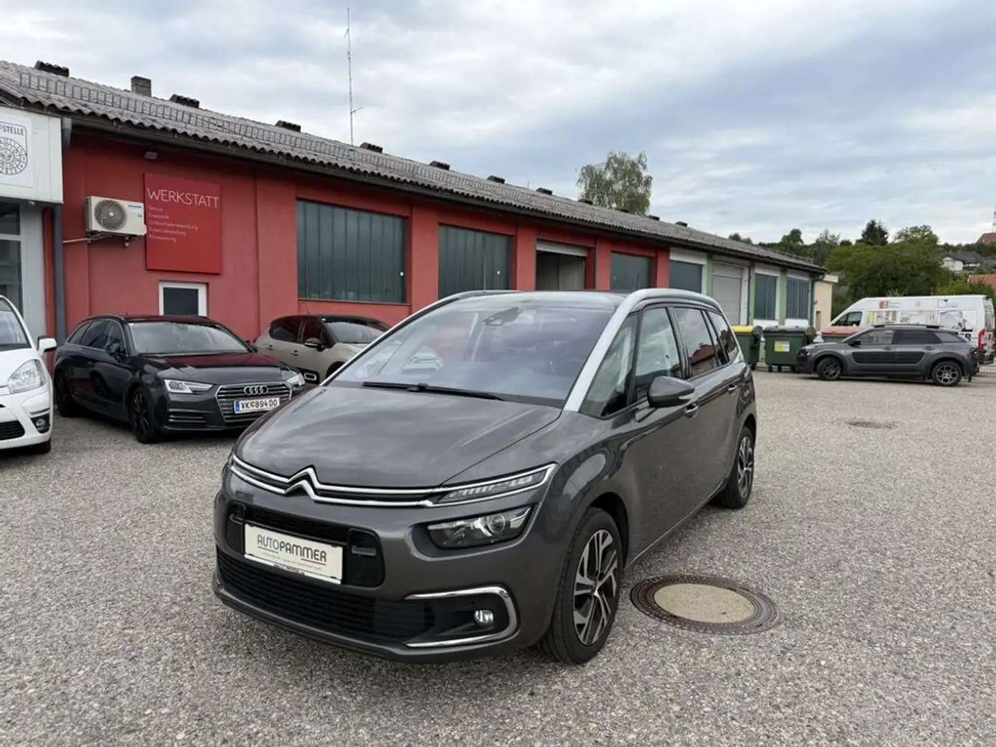 Citroen C4 Picasso Grand C4 SpaceTourer BlueHDi 130 S&S EAT Shine Grau - 1