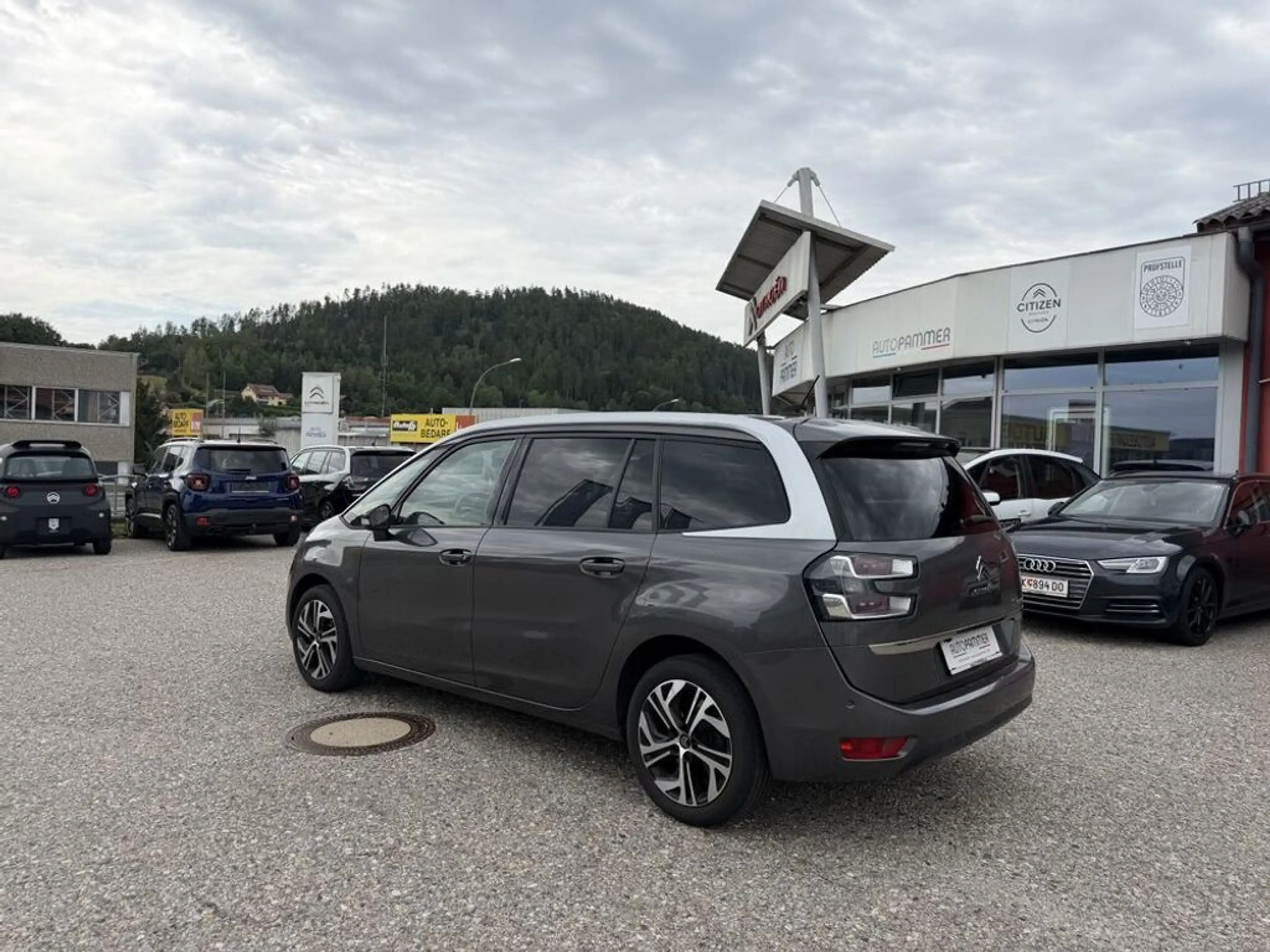 Citroen C4 Picasso Grand C4 SpaceTourer BlueHDi 130 S&S EAT Shine — photo 4