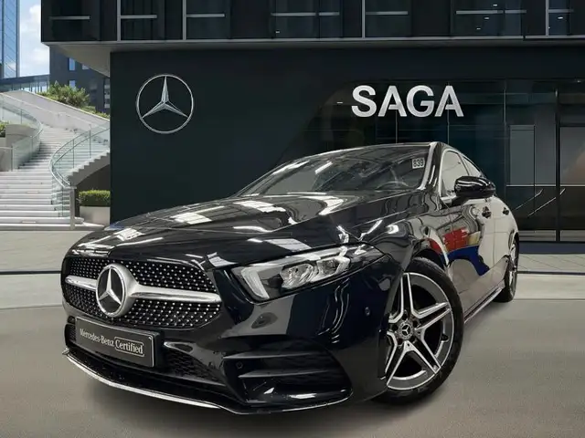 Mercedes-Benz A 180 d AMG Line
