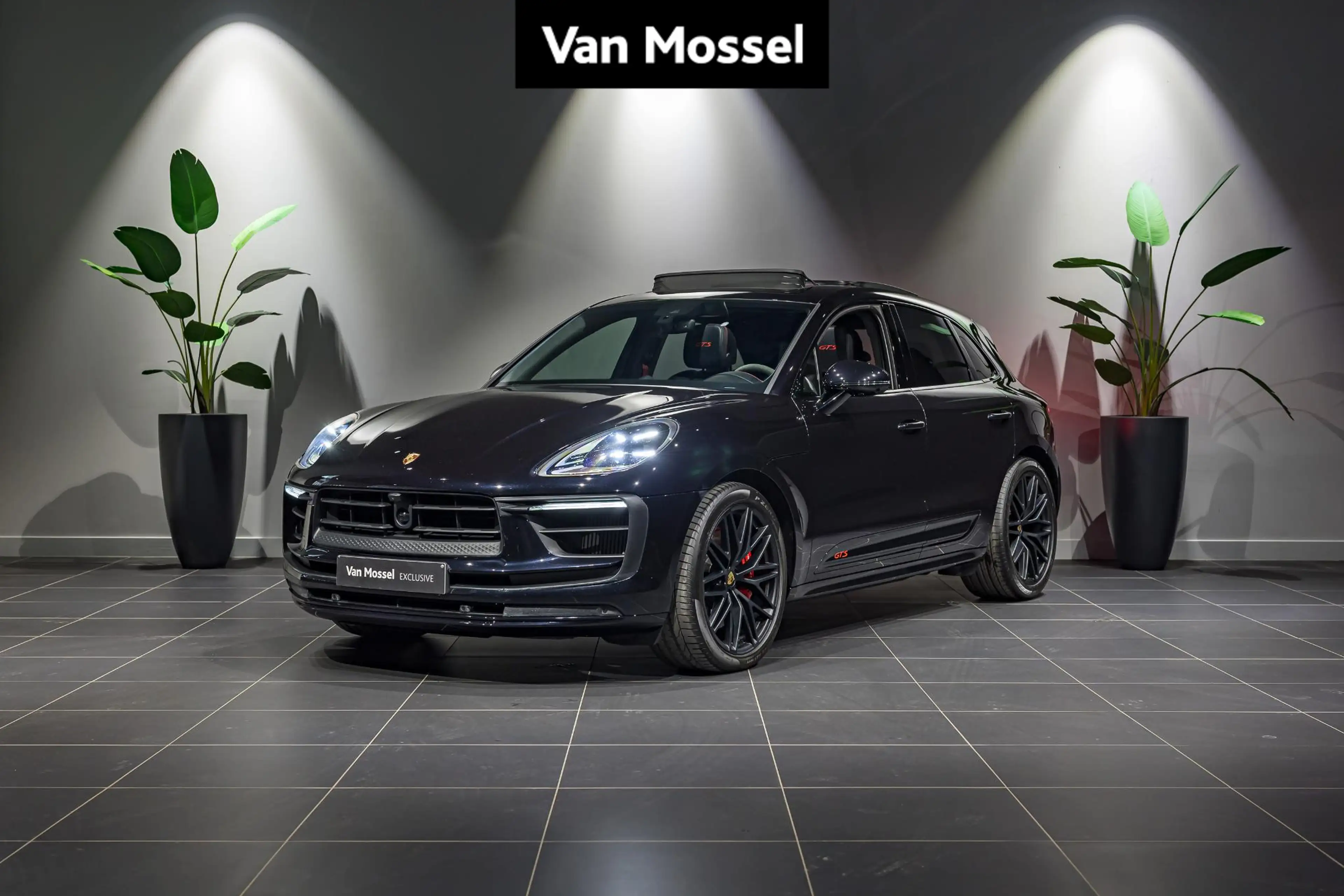 Porsche Macan GTS LICHTE VRACHT METEEN LEVERBAAR | PASM | 18 WEG
