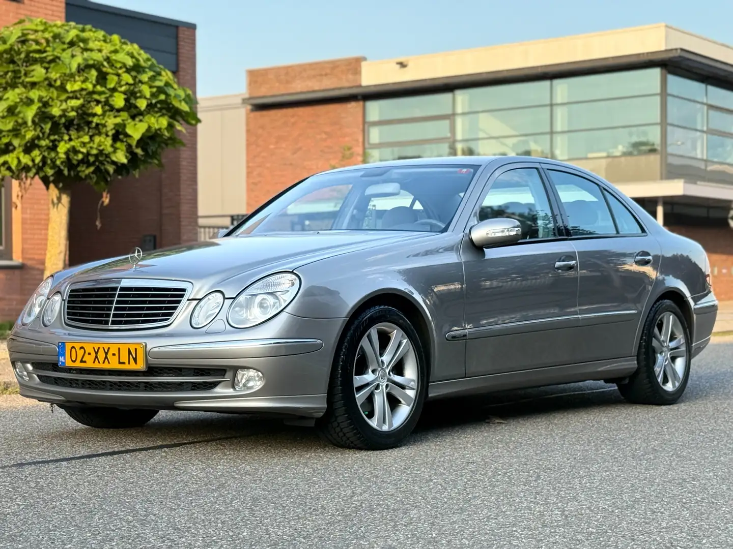 Mercedes-Benz E 320 E 320 CDI|AUT|XENON|ORG KM|BOEKJES|2DE EIGENAAR! Beige - 2