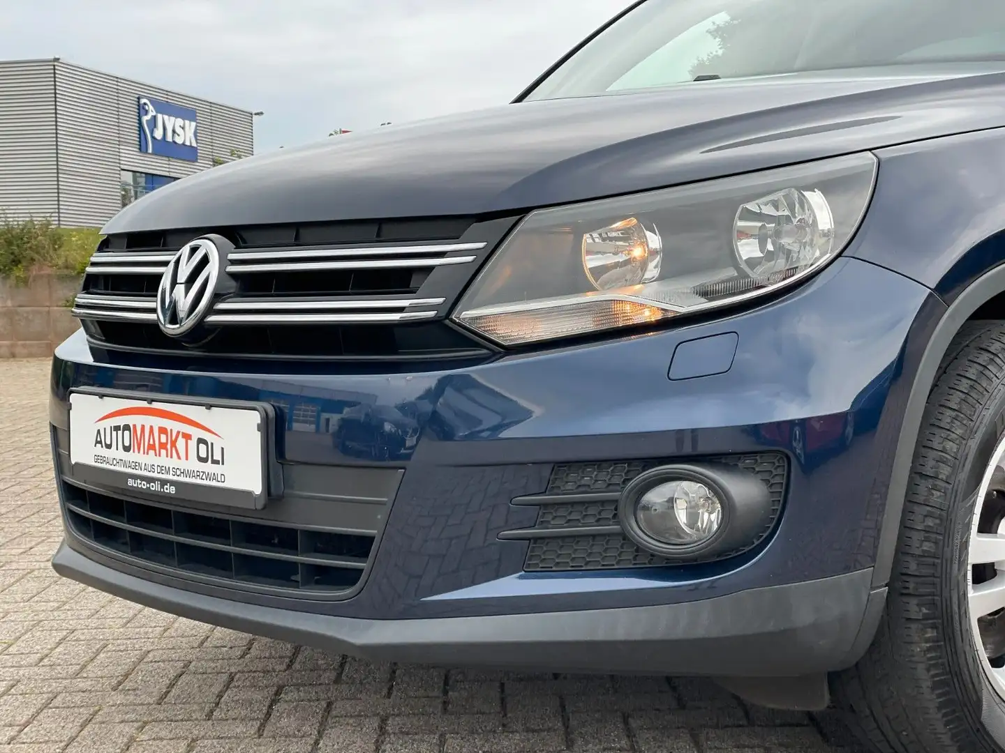 Volkswagen Tiguan Trend&Fun*Klima*2. Hand*TÜV Neu*GARANTIE Blau - 2