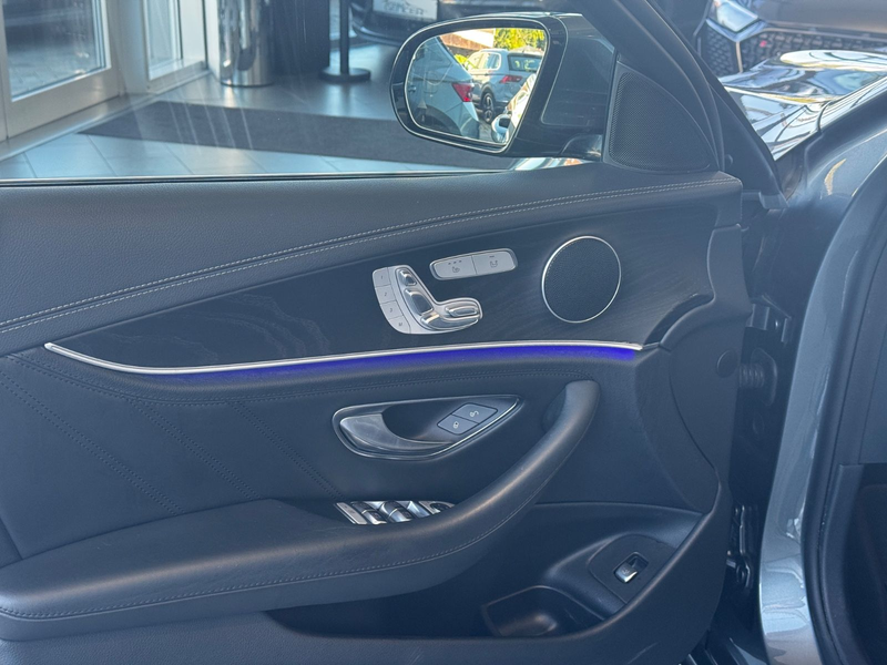 Mercedes-Benz E 63 AMG Lim. 4Matic+ 4.0 V8 "LED/360°/Head-Up" — photo 8