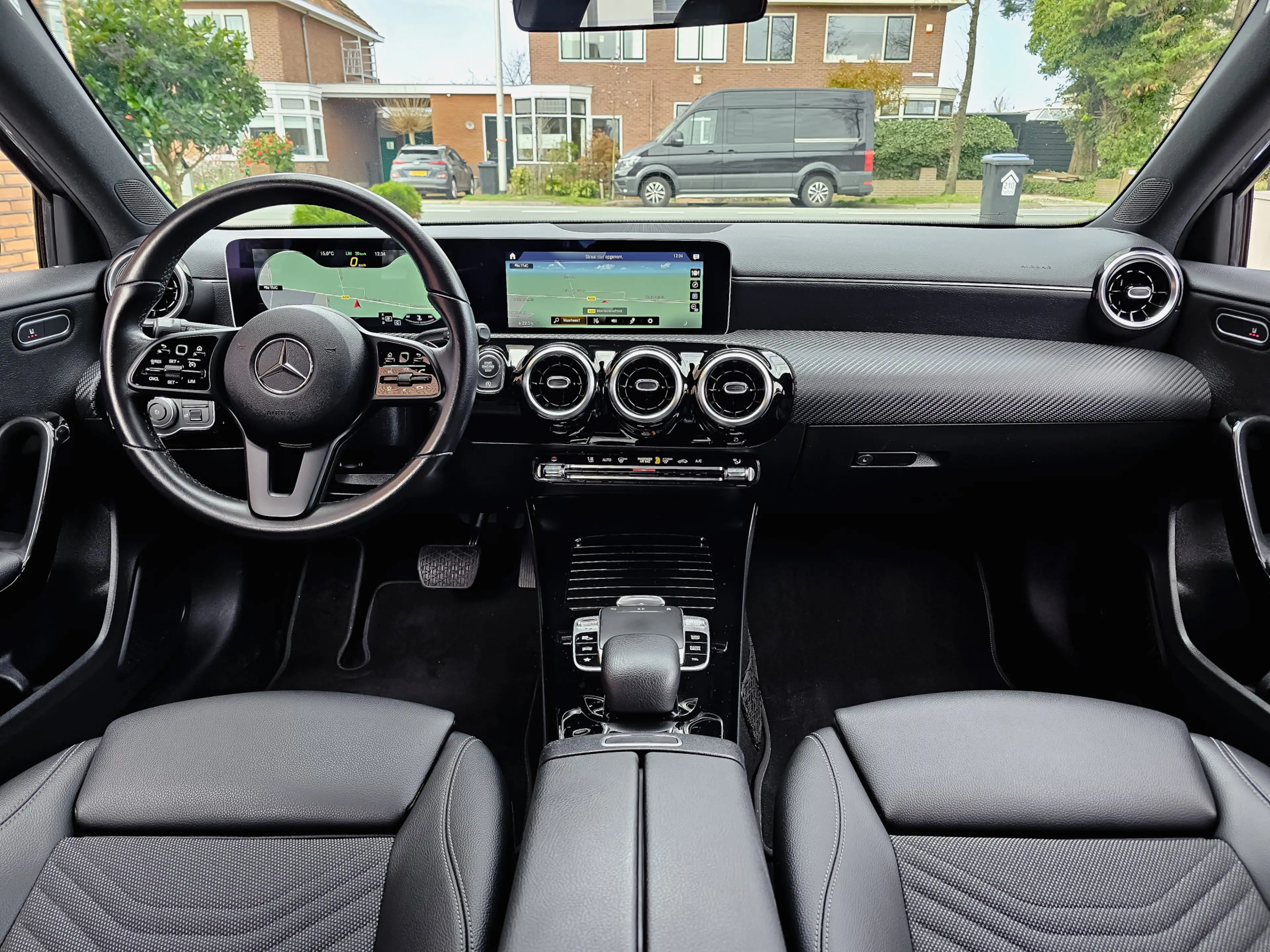 Mercedes-Benz A 180 180D ACTIE! BETAAL NU 50% 10950 DE REST IN 2JR REN — photo 2