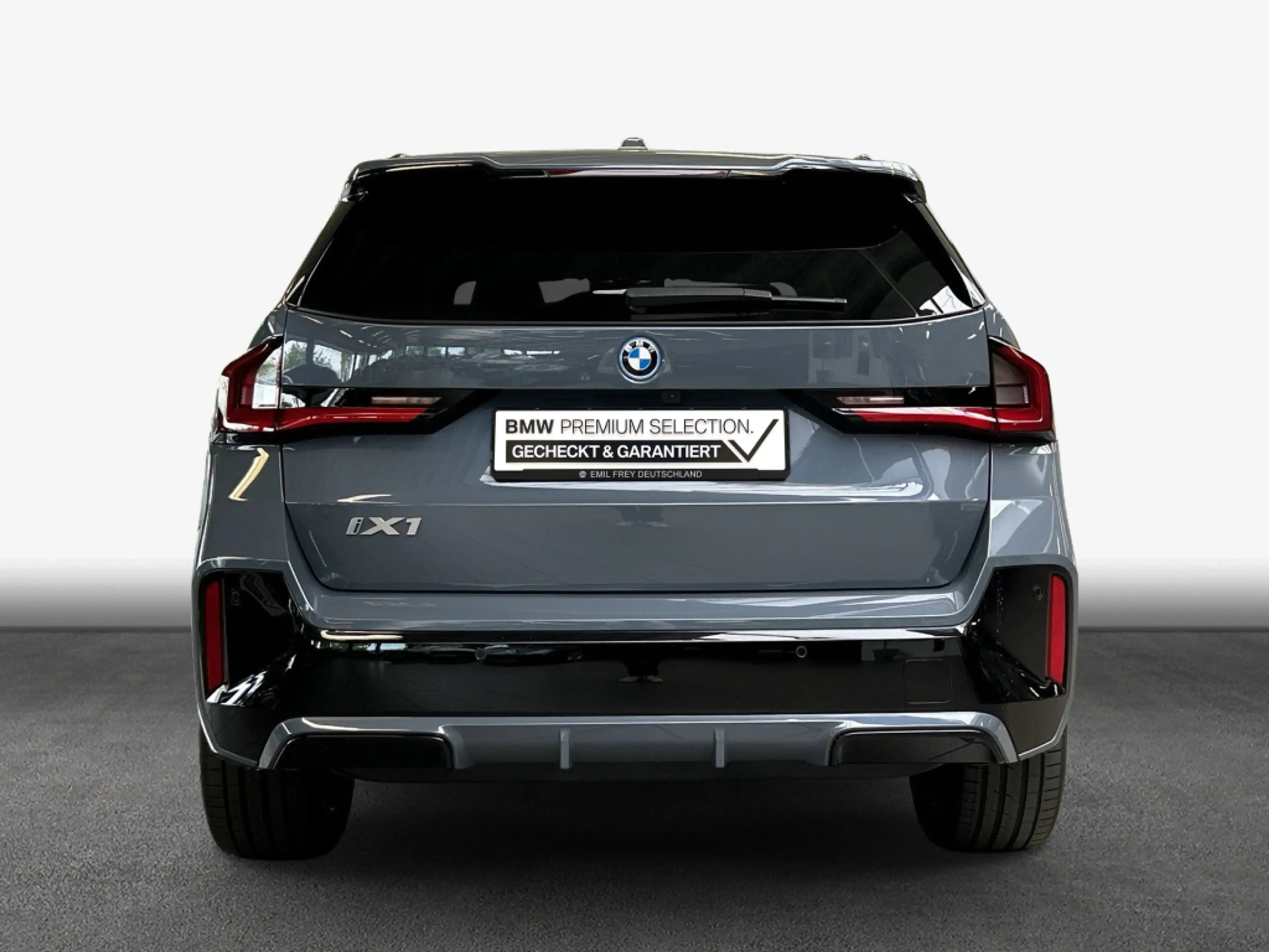 BMW iX1 xDrive30 M-Paket LED Harman Kardon SHZ — photo 6
