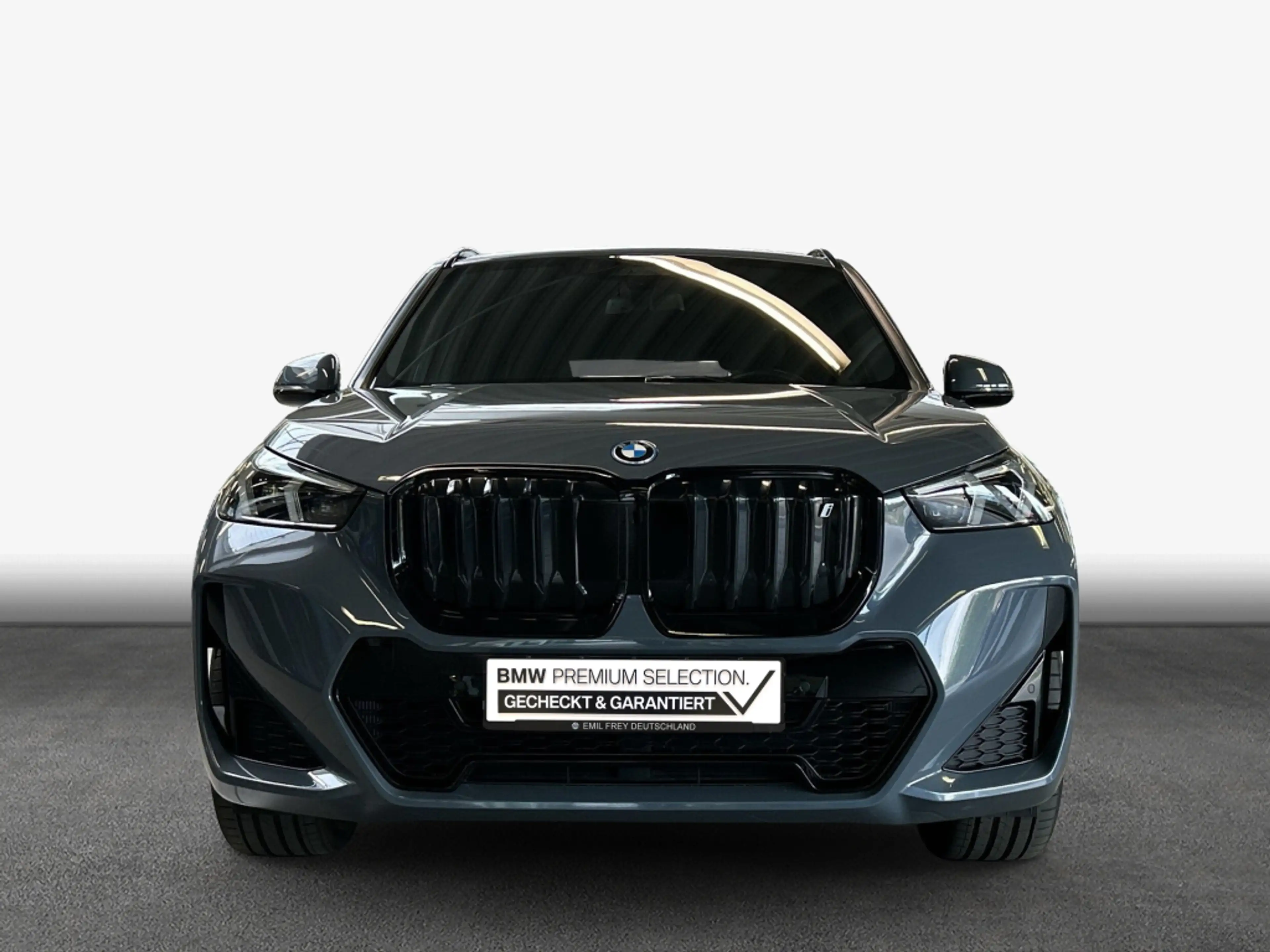 BMW iX1 xDrive30 M-Paket LED Harman Kardon SHZ — photo 4