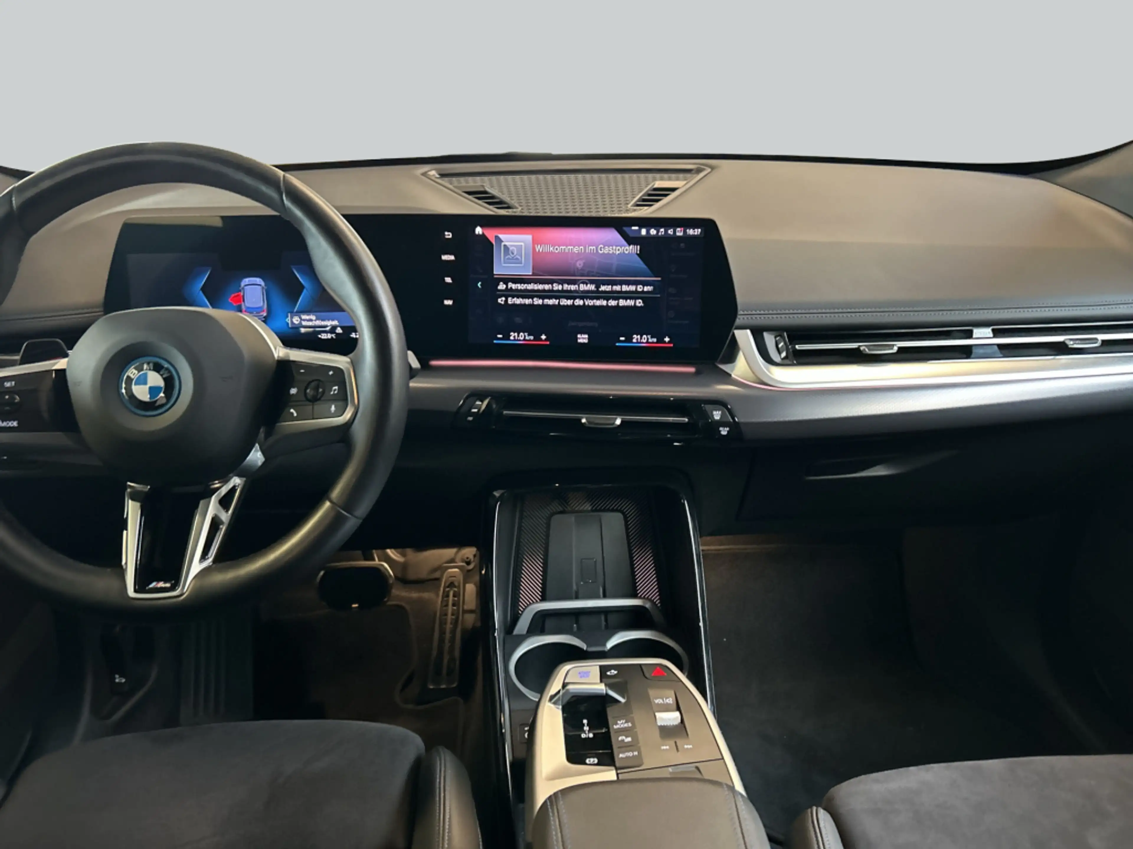 BMW iX1 xDrive30 M-Paket LED Harman Kardon SHZ — photo 14