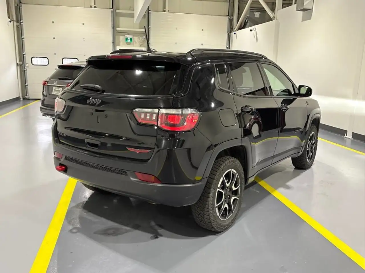 Jeep Compass снимка Jeep Compass