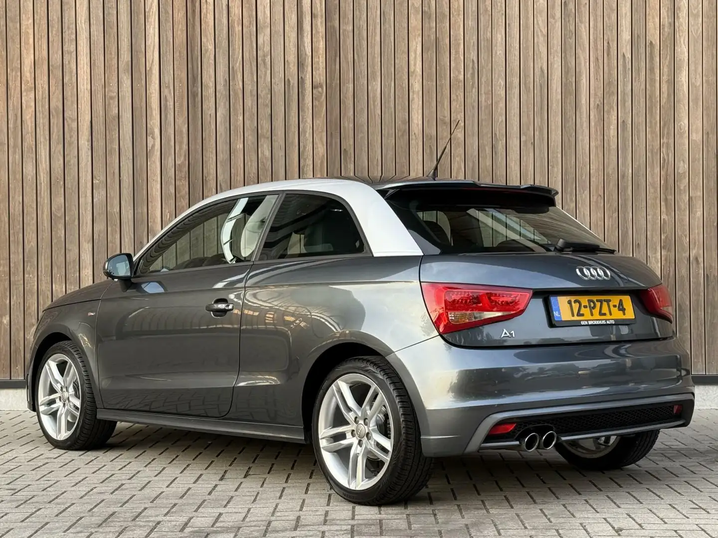 Audi A1 - 1.4 TFSI S edition|Autmaat|S-Line|NL-AUTO|Comple Grijs - 2