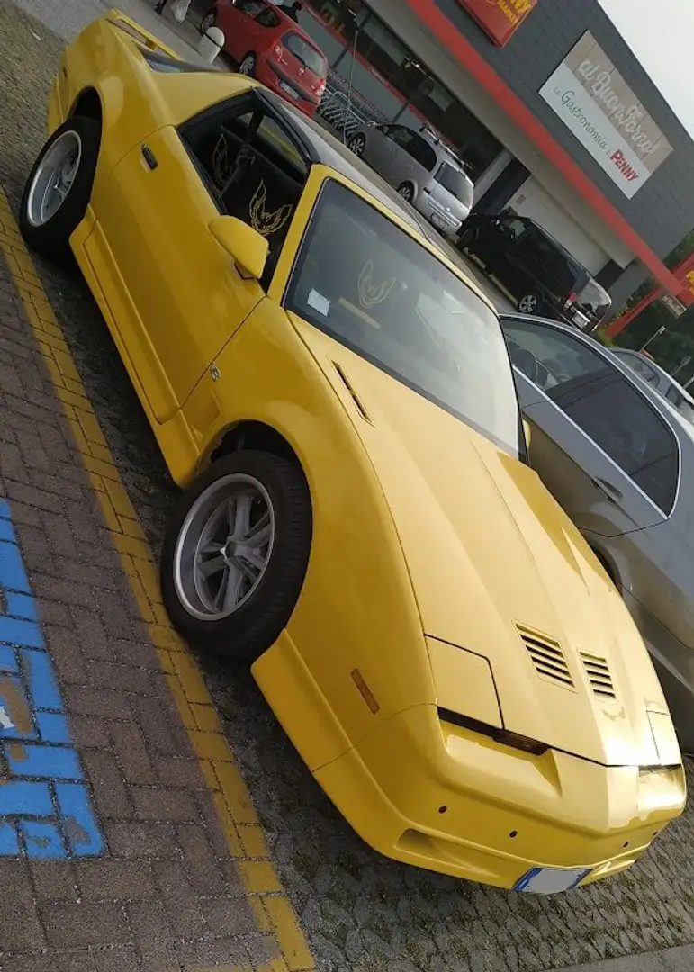 Pontiac Trans Am 5.0 Tpi Gelb - 1