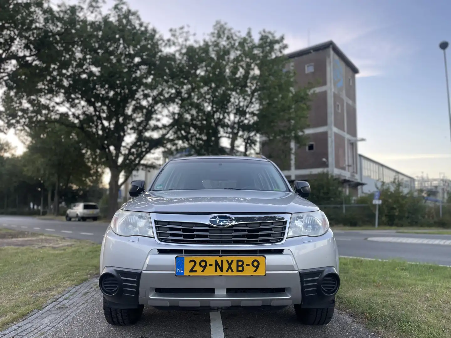 Subaru Forester 2.0 X Intro | 4WD | Trekhaak | LPG G3 Benzine Gris - 2