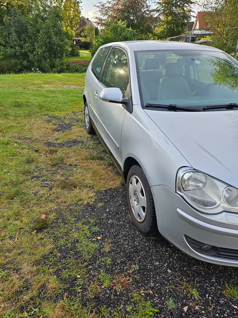 Volkswagen Polo 1.4  Comfortline Tüv:neu 1 Hd Silber - 2