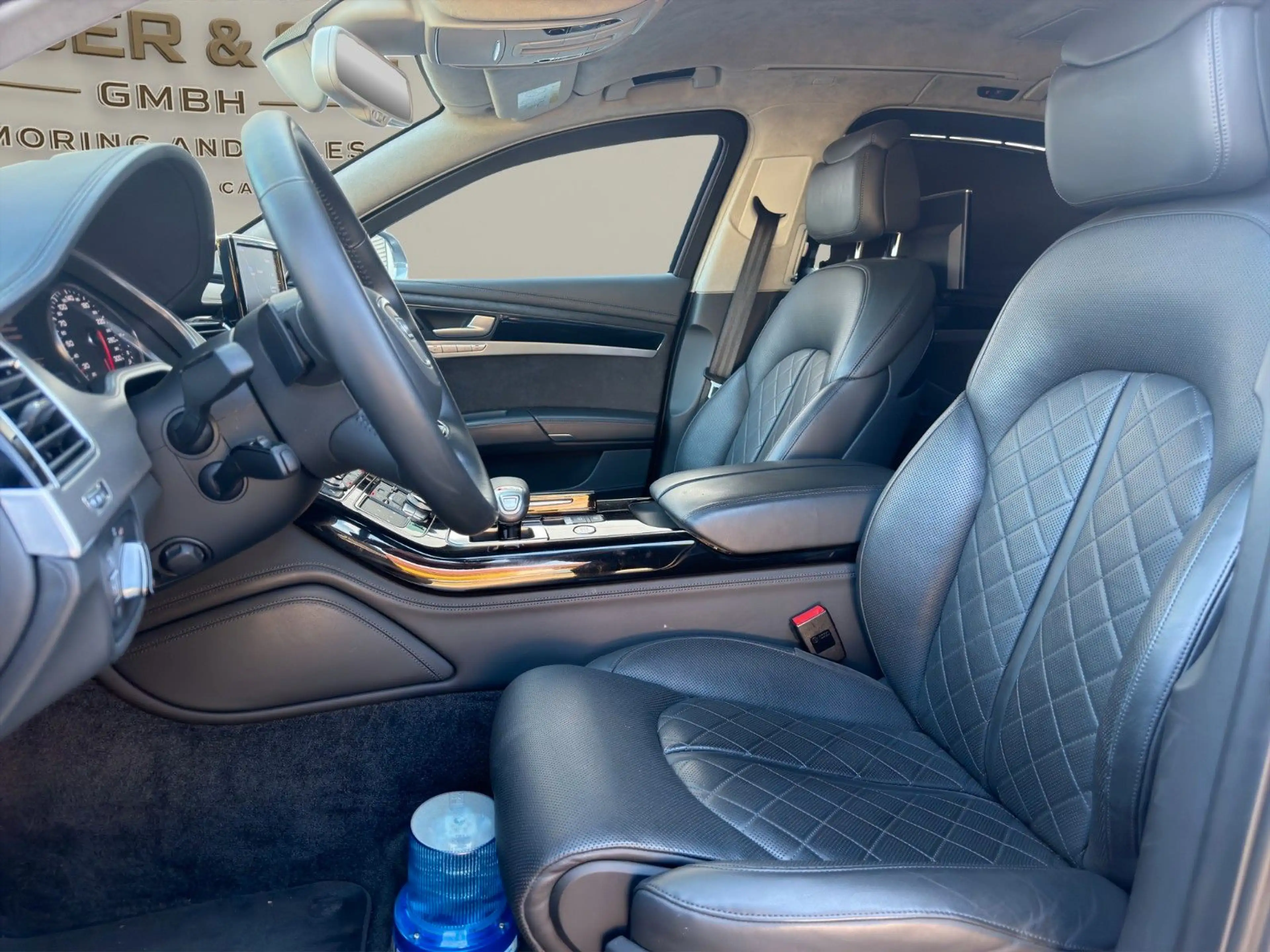Audi A8 6.3 W12 HIGHT SECURITY*ARMORED*VR9*Armoured — photo 11
