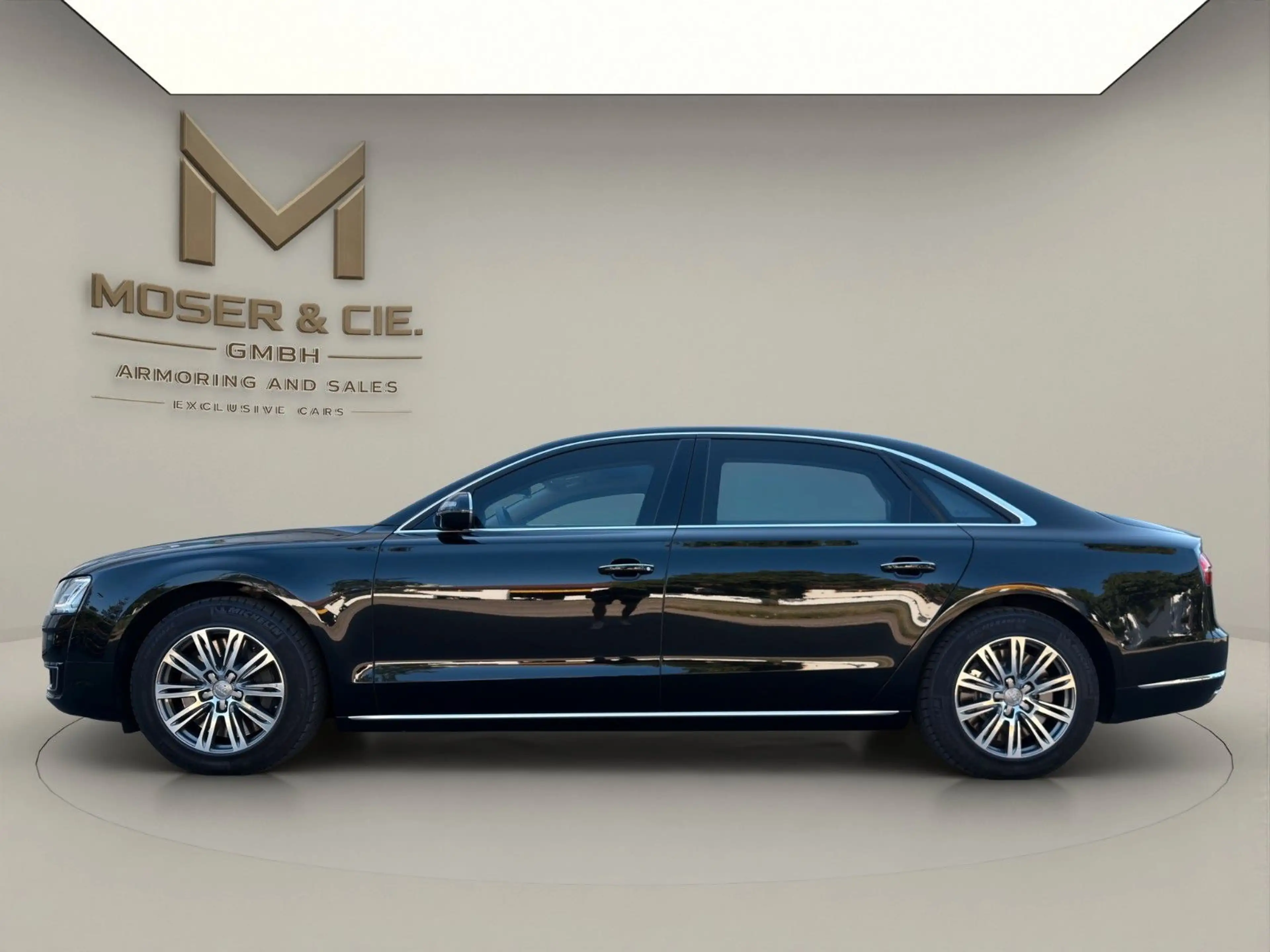 Audi A8 6.3 W12 HIGHT SECURITY*ARMORED*VR9*Armoured — photo 3