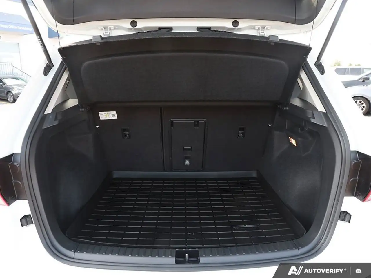 Volkswagen Taos снимка Volkswagen Taos