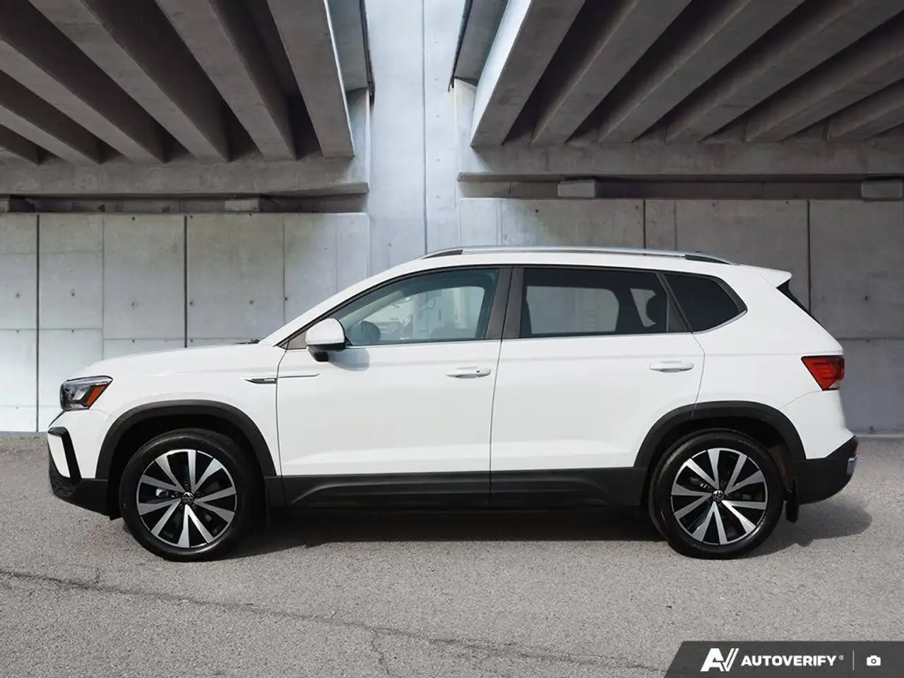 Volkswagen Taos снимка Volkswagen Taos