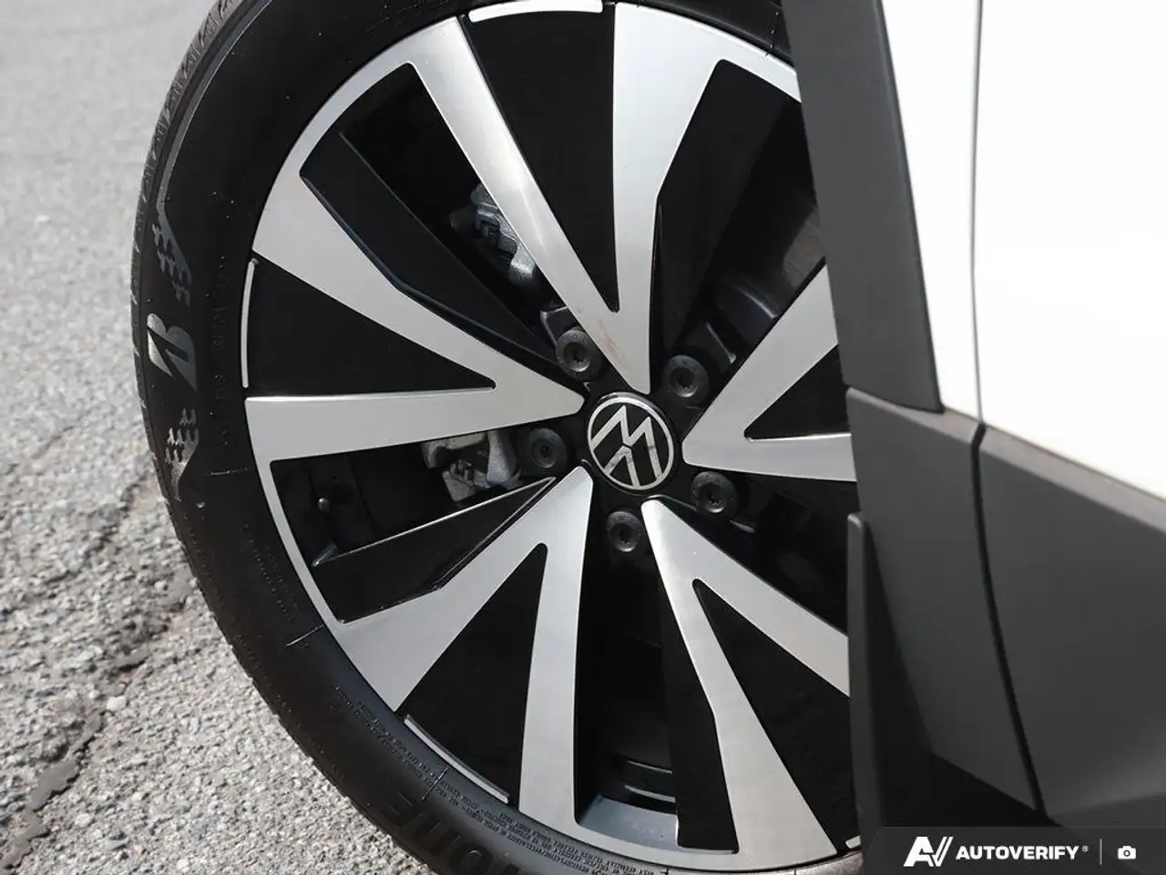Volkswagen Taos снимка Volkswagen Taos