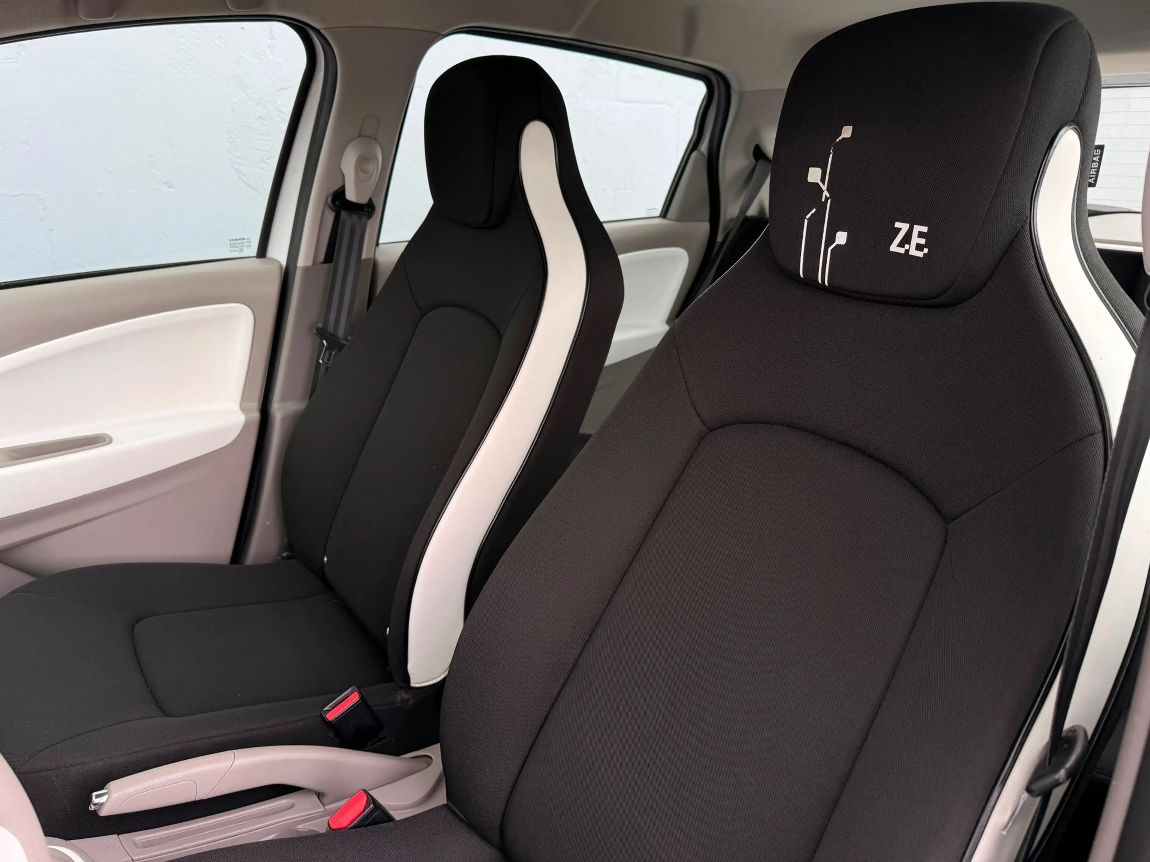 Renault ZOE R90 Life 41 kWh (ex Accu) — photo 7