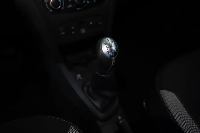 Dacia Sandero view 9