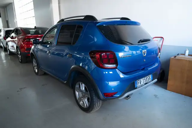 Dacia Sandero view 4